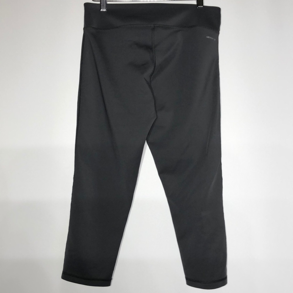 Adidas Climate Control Size Medium - image 2